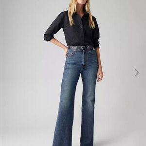 Levi’s Ribcage Bell in Romantic Story - Dark Wash